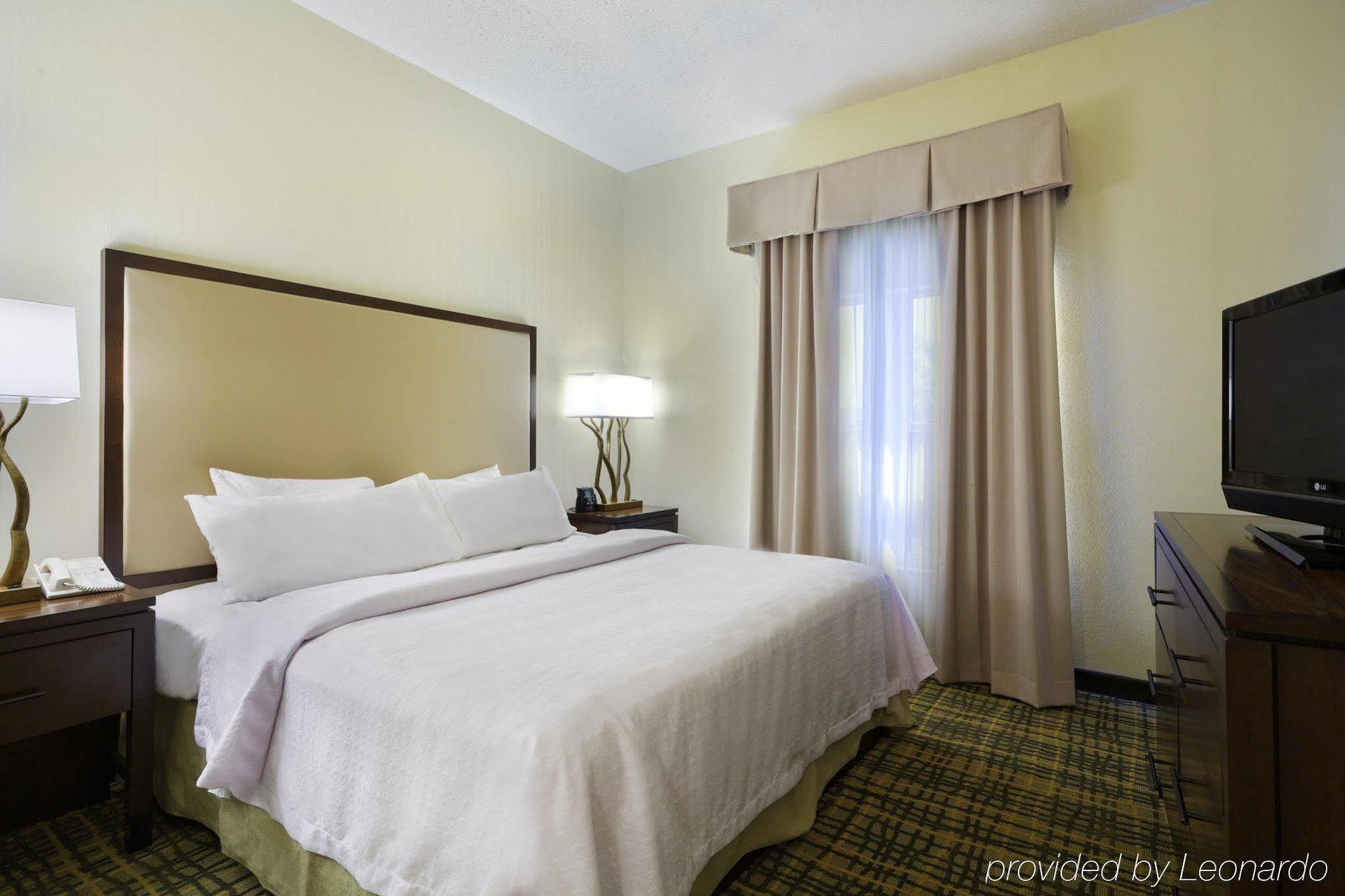 Homewood Suites By Hilton Raleigh/Crabtree Valley Exterior photo