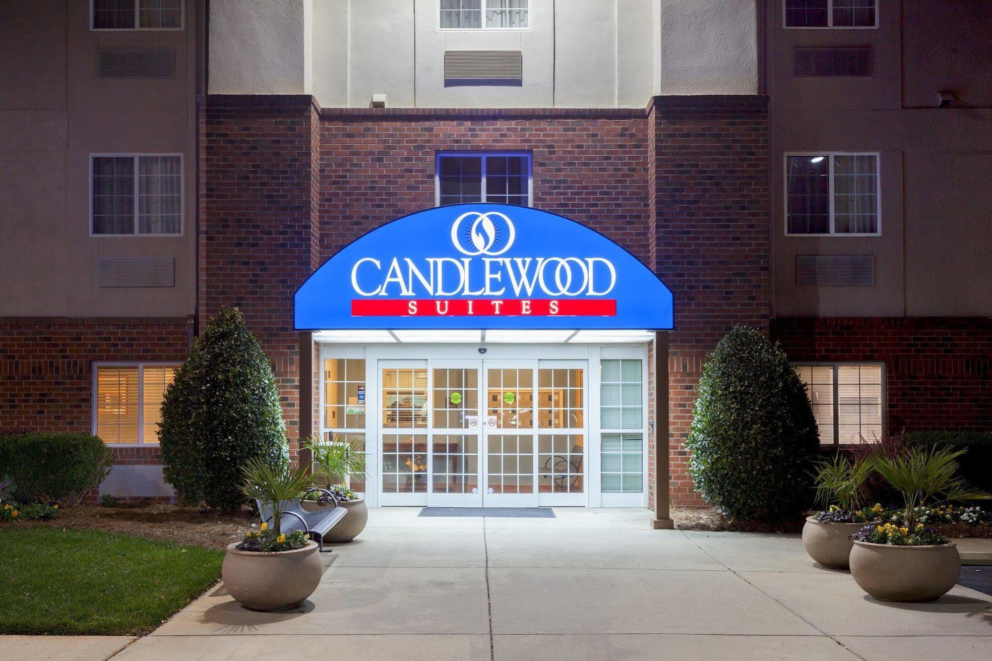 Homewood Suites By Hilton Raleigh/Crabtree Valley Exterior photo