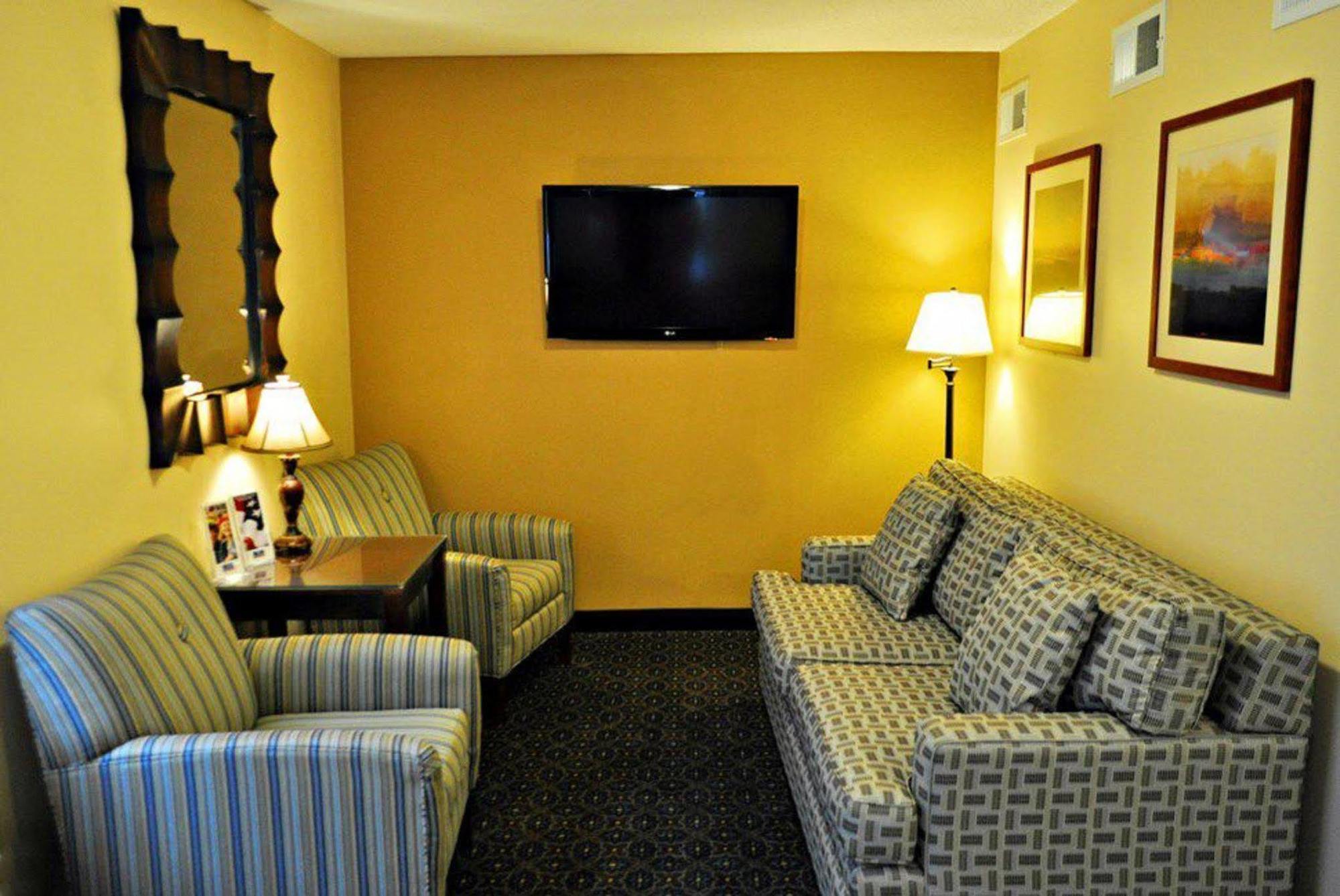 Homewood Suites By Hilton Raleigh/Crabtree Valley Exterior photo
